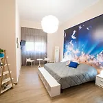 Holidays فندق مبيت وإفطار
