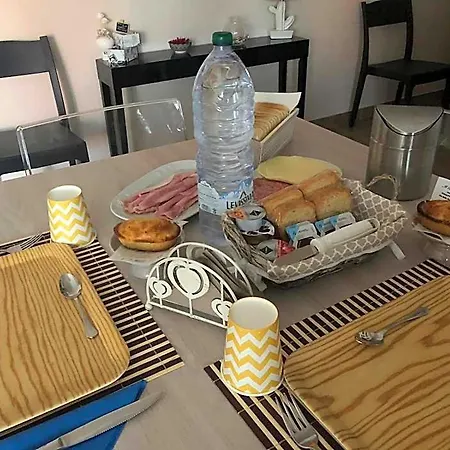 Holidays Alojamento de Acomodação e Pequeno-almoço